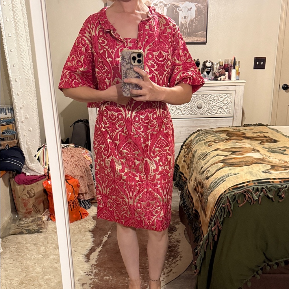 Elegant Pink Patterned Dress